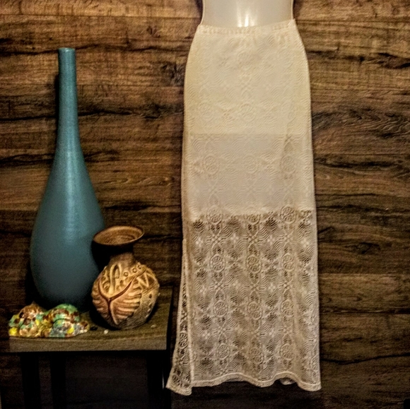 Bobby Brooks Skirt Size XL Maxi Lace Lined Slit - Picture 6 of 8